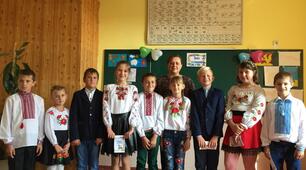 Виховний захід "Посвята в п`ятикласники"