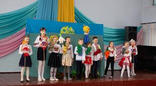 Сценарій   осінньої розваги «Ходить Гарбуз по городу» для дітей молодшого та середнього шкільного віку
