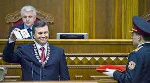 Загострення внутрішньополітичної ситуації в Україні за президентства В. Януковича.