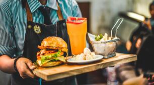 Test: The Profession of a Waiter