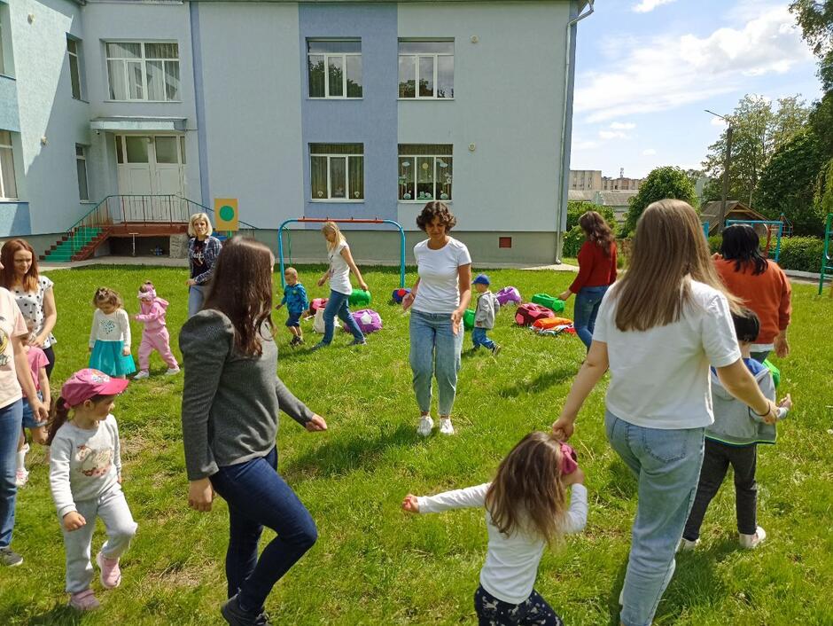 08008j0s-b5c0-940x706.jpg