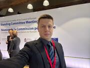 Нардеп Гончаренко запровадив щомісячну премію для вчителів
