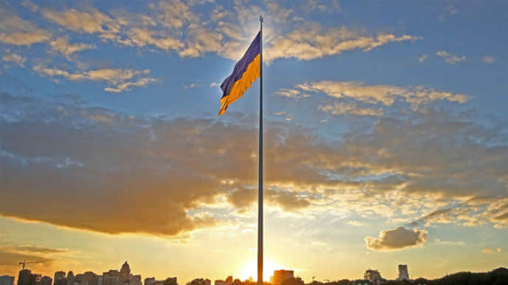 0800h5gq-e965-570x320.jpg
