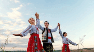 Правила співжиття. Звичаї, традиції, релігія.