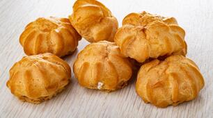 Приготування заварного тіста та виробів із нього