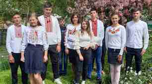 виховний захід до Дня Матері