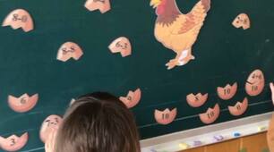 Математична гра "Хто більше збере яєчка"(додавання і віднімання в межах 10)