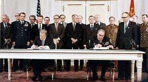 Динаміка «холодної війни». Період «розрядки» в міжнародній політиці