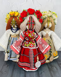 Вишиванки • Сувеніри • Подарунки | Folkmart™ | Лялька-мотанка — це символ родинного тепла, гармонії та захисту. Здавна мотанки були оберегами, які приносили щастя та добробут у дім.... | Instagram