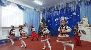 Підемо у двір гуляти