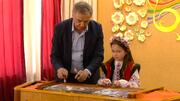 «По цимбалах», але в буквальному сенсі