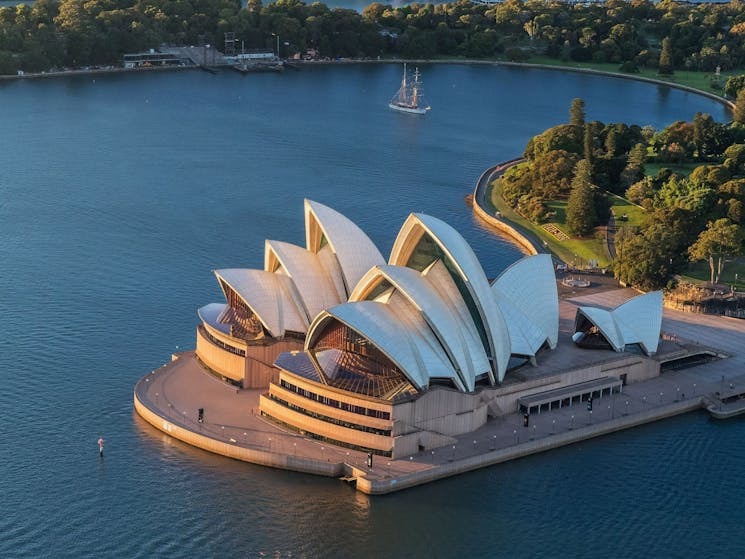 Sydney Opera House | Sydney, Australia - Official Travel & Accommodation Website