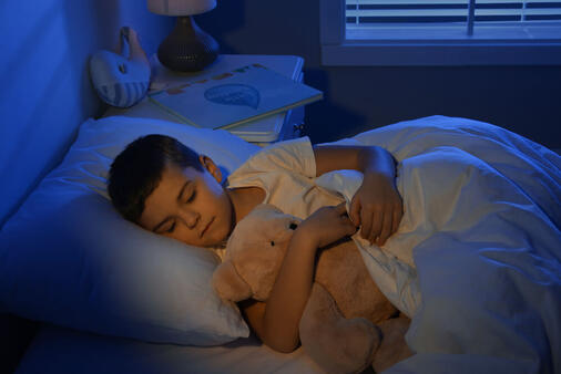 10 Tips on How to Keep Toddler to Sleep in Own Bed All Night | Ana HPMD