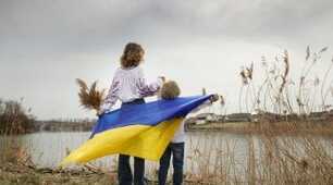 Моя Україна забула сміятись...