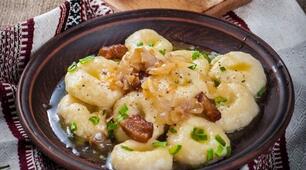 День галушки