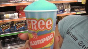 11 липня - День Free Slurpee в Північній Америці
