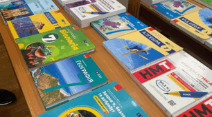 Чи будуть підручники вчасно на партах у українських школярів?
